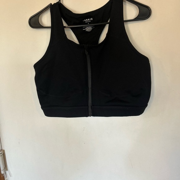 Torrid Active Sports Bra Women's size 1 or 1X Low Impact Wireless Zip Front - Picture 1 of 8